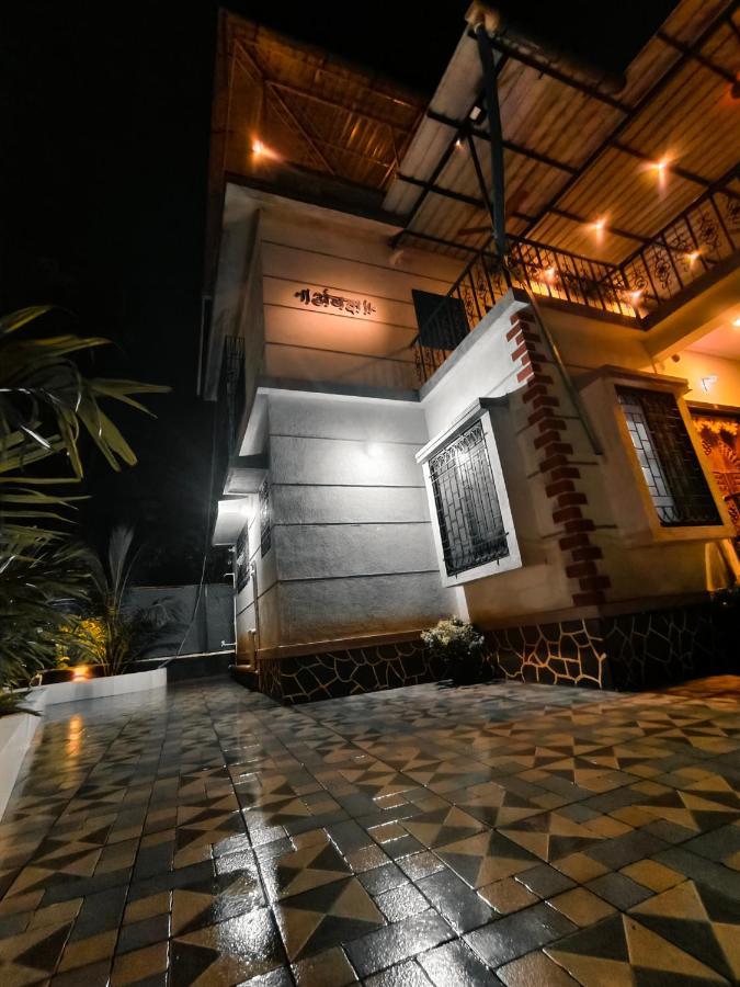 Rane Ambadnya Niwas Lejlighed Nagaon  Eksteriør billede